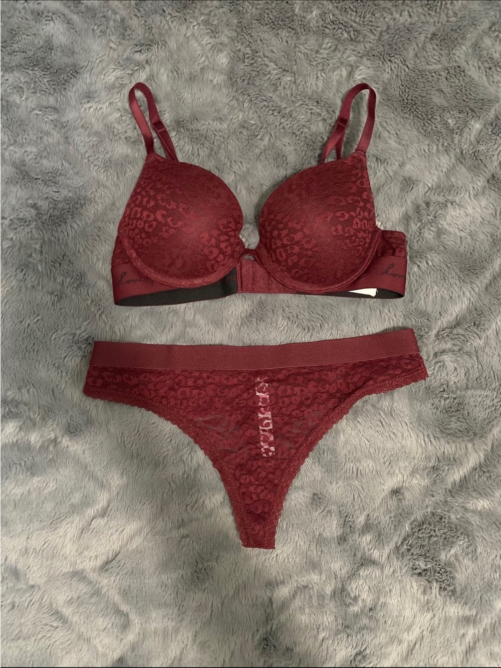 PINK Women's Burgundy Lace Push-Up Bra & Thong Set